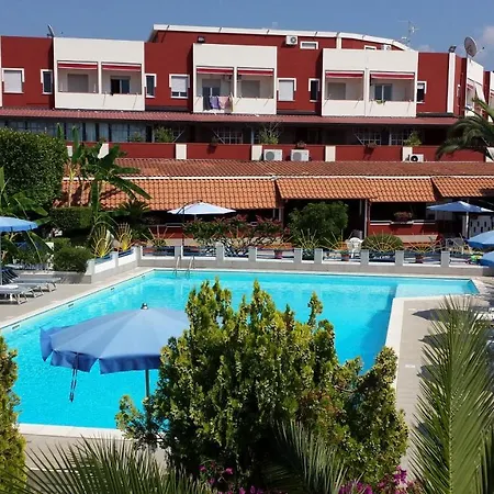 Alojamento de Acomodação e Pequeno-almoço Residenza Felix Capo Vaticano