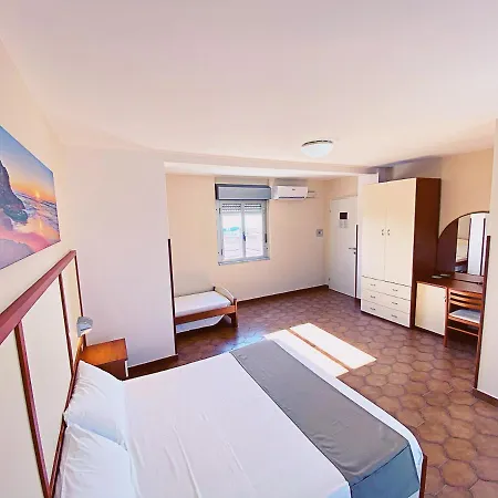 Residenza Felix לינה וארוחת בוקר